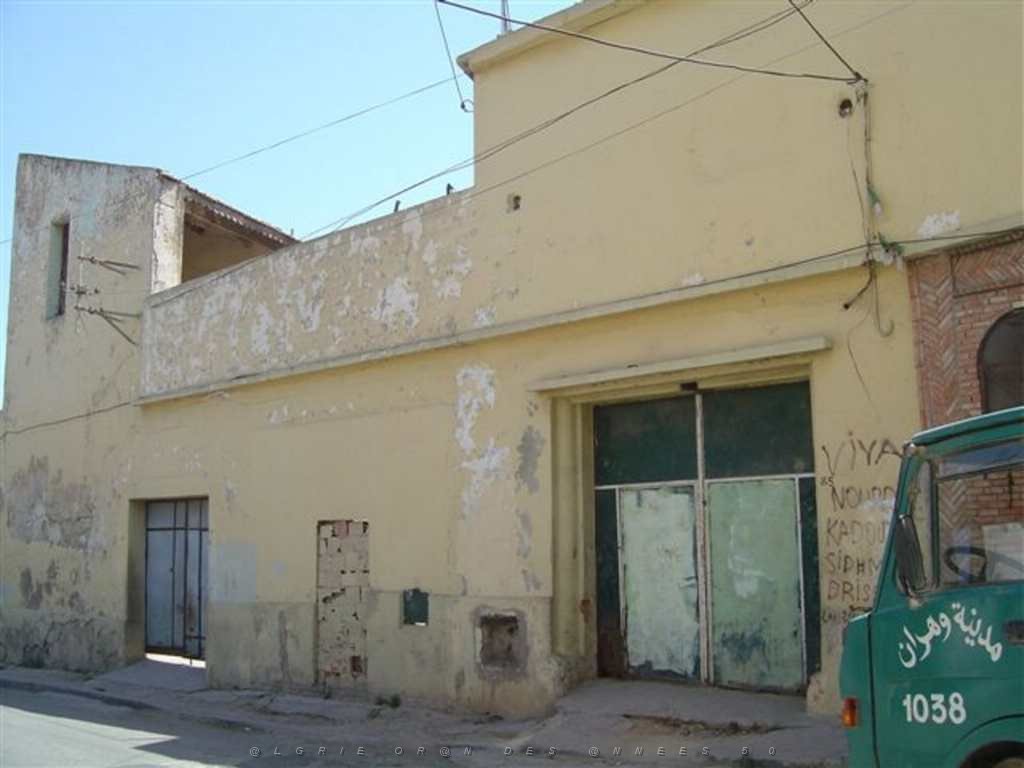 ORAN AOUT 2007 Fustel de Coulanges 3 et 8 5.JPG